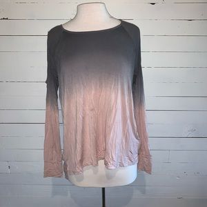AMAZING! Ombré Soft and Sexy American Eagle Long T